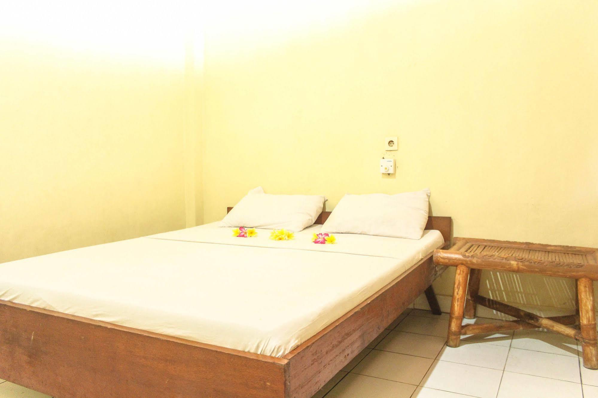 Bali Manik Beach Inn Kuta Lombok Zewnętrze zdjęcie